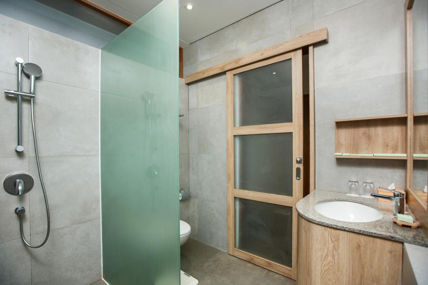 Giriwood Hotel & Villa Munduk Pokoj fotografie